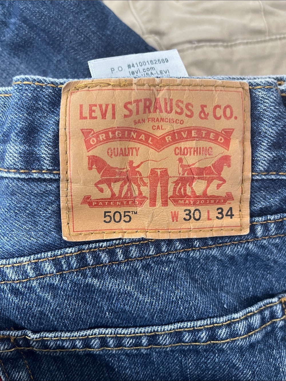 Levi's 505 Straight Men's Jeans in Blue with Tan Patch